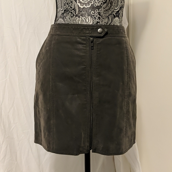 ✨50% OFF✨ NWT Free People vegan suede moto skirt - Picture 4 of 10